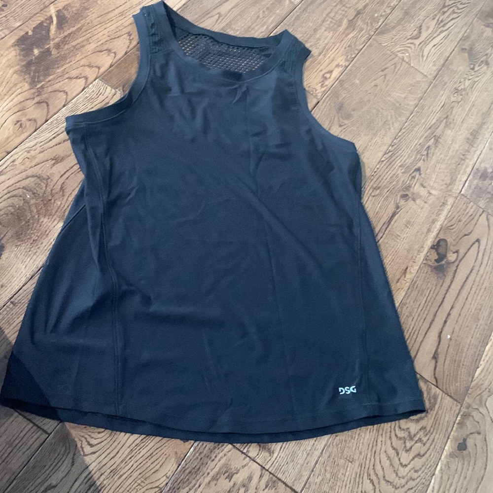 DSG black workout tank